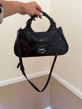 Sleek Black faux leather Patent Shoulder Bag with Crown Emblem Juicy Coture